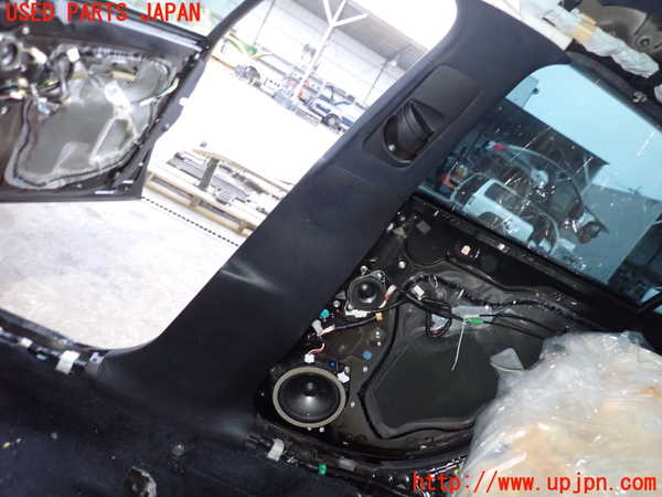 2UPJ-25597665]レクサス・IS F(USE20)右センターピラートリム 中古_m0001.jpg