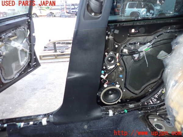 2UPJ-25597665]レクサス・IS F(USE20)右センターピラートリム 中古_m0003.jpg