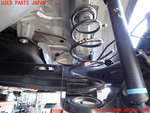 2UPJ-25605100]ライズ(RAIZE) ハイブリッド(A202A)右リアスプリング 中古_m0001.jpg