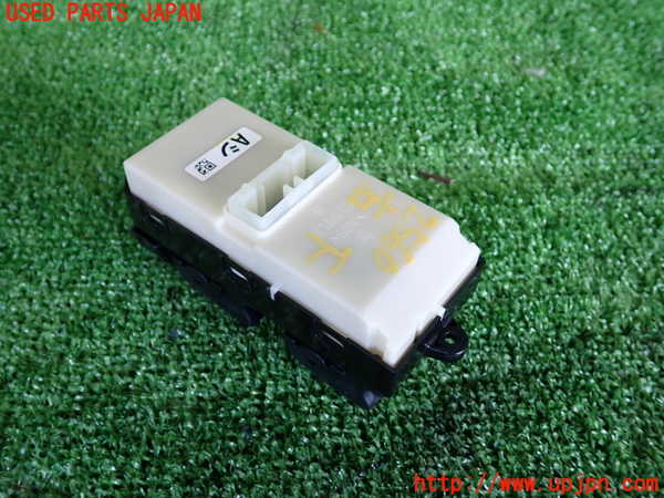 2UPJ-25606240]ライズ(RAIZE) ハイブリッド(A202A)右前パワーウィンドウスイッチ 中古_m0002.jpg