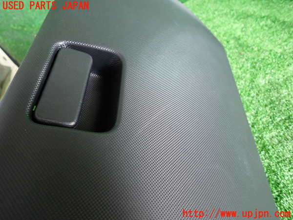 5UPJ-25607516]ライズ(RAIZE) ハイブリッド(A202A)グローブボックス1 中古_m0005.jpg