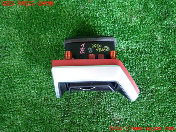 2UPJ-25607527]ライズ(RAIZE) ハイブリッド(A202A)エアコン吹き出し口2 (左) 中古_m0002.jpg