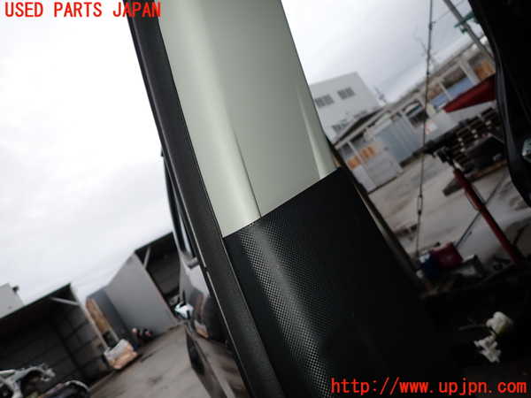 2UPJ-25607665]ライズ(RAIZE) ハイブリッド(A202A)右センターピラートリム 中古_m0003.jpg
