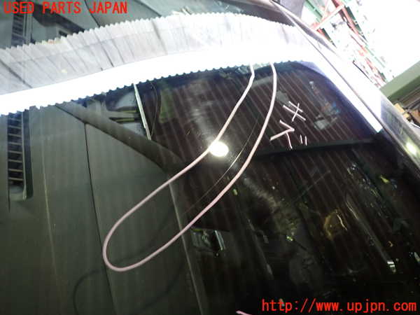 5UPJ-25611195]アコード ユーロR(CL7)フロントガラス (M334) 中古_m0002.jpg
