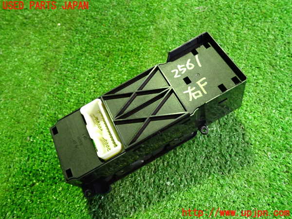 2UPJ-25616240]アコード ユーロR(CL7)右前パワーウィンドウスイッチ 中古_m0002.jpg