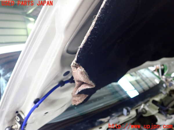 5UPJ-25621060]アルファロメオ・147 GTA(937AXL)ボンネットフード 中古_m0004.jpg