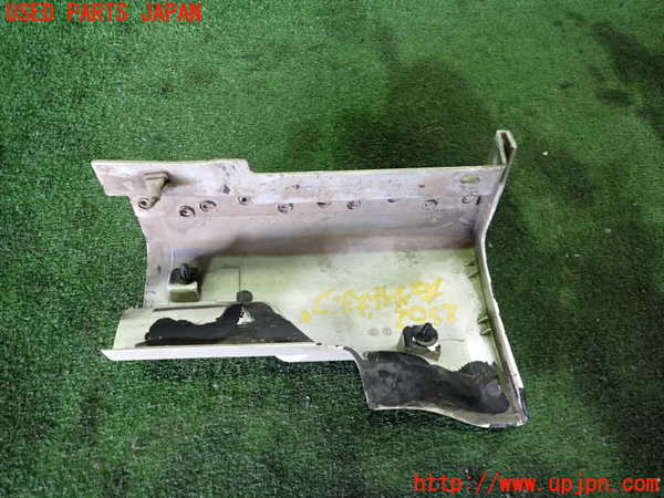 2UPJ-25621390]アルファロメオ・147 GTA(937AXL)右サイドステップ 中古_m0004.jpg