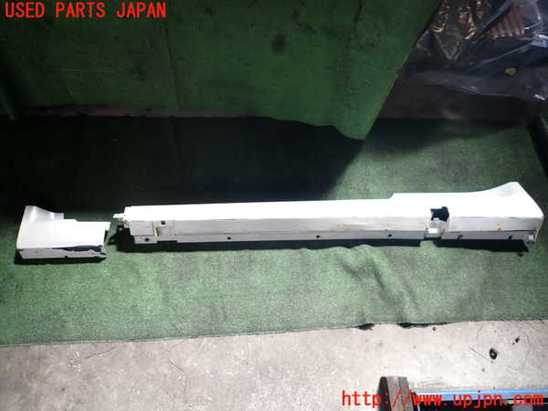 2UPJ-25621392]アルファロメオ・147 GTA(937AXL)左サイドステップ 【ジャンク品】 中古_m0001.jpg