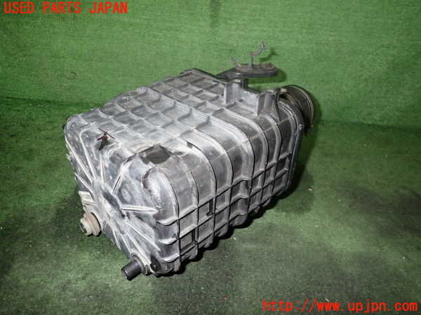 2UPJ-25622560]アルファロメオ・147 GTA(937AXL)エアクリーナーボックス 中古_m0002.jpg