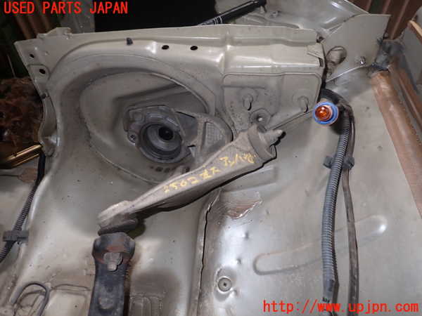 5UPJ-25625136]アルファロメオ・147 GTA(937AXL)左フロントアッパーアーム1 中古_m0001.jpg