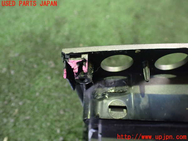 2UPJ-25626066]アルファロメオ・147 GTA(937AXL)エアコンスイッチ1 中古_m0004.jpg