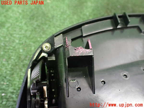 5UPJ-25627526]アルファロメオ・147 GTA(937AXL)エアコン吹き出し口1 (真中) 中古_m0003.jpg