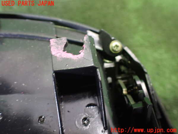 5UPJ-25627526]アルファロメオ・147 GTA(937AXL)エアコン吹き出し口1 (真中) 中古_m0004.jpg