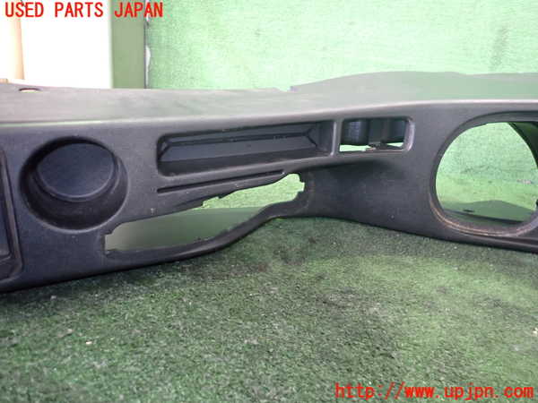 5UPJ-25627540]アルファロメオ・147 GTA(937AXL)センターコンソール 中古_m0005.jpg