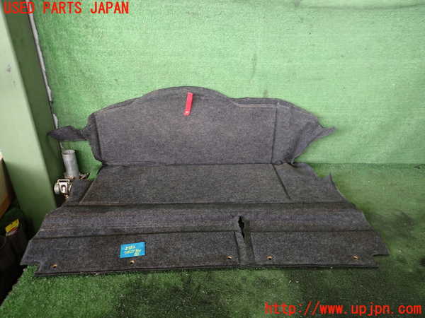 5UPJ-25627772]アルファロメオ・147 GTA(937AXL)ラゲッジトレイ2 中古_m0001.jpg