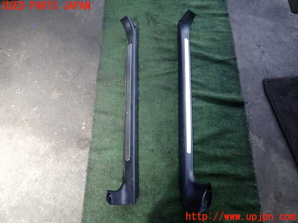 5UPJ-25627740]アルファロメオ・147 GTA(937AXL)スカッフプレート 中古_m0001.jpg