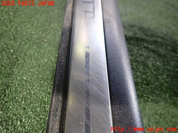 5UPJ-25627740]アルファロメオ・147 GTA(937AXL)スカッフプレート 中古_m0002.jpg