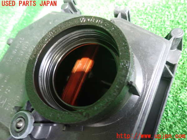 2UPJ-25632560]VW ルポGTI(6EAVY)エアクリーナーボックス 中古_m0003.jpg