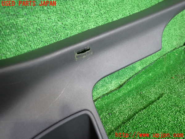 2UPJ-25631578]VW ルポGTI(6EAVY)バックドア内張り 中古_m0002.jpg