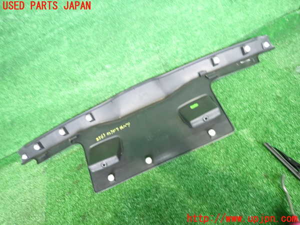 2UPJ-25631578]VW ルポGTI(6EAVY)バックドア内張り 中古_m0003.jpg