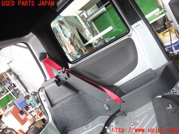 5UPJ-25637680]VW ルポGTI(6EAVY)左リアピラートリム 中古_m0001.jpg