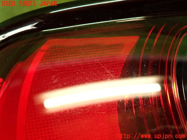 2UPJ-25641536]CX-5(KF2P)左テールランプ 中古_m0003.jpg