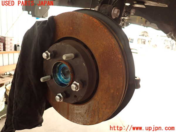 2UPJ-25644295]CX-5(KF2P)左フロントナックルハブ 中古_m0001.jpg