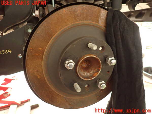 2UPJ-25644305]CX-5(KF2P)左リアナックルハブ 中古_m0001.jpg