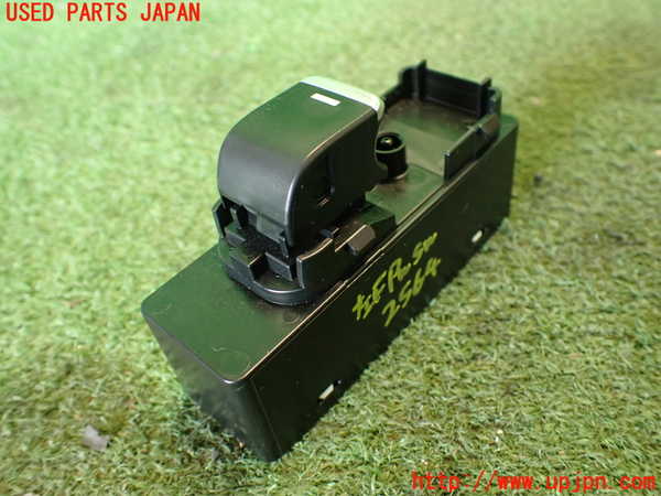 2UPJ-25646245]CX-5(KF2P)左前パワーウィンドウスイッチ 中古_m0001.jpg
