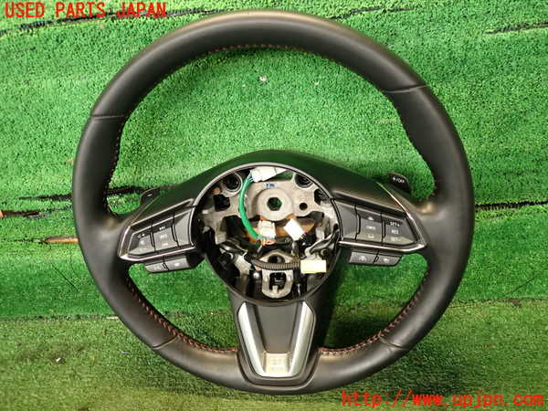 2UPJ-25647855]CX-5(KF2P)ステアリングホイール 中古_m0001.jpg