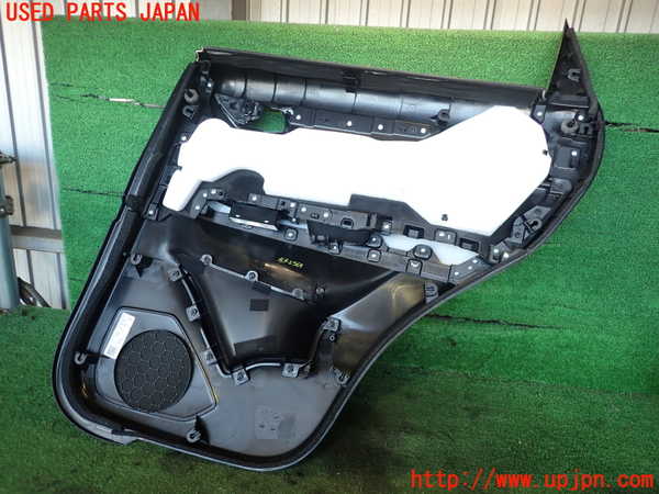 2UPJ-25641324]CX-5(KF2P)左後ドア内張り 中古_m0004.jpg