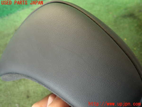 2UPJ-25647150]CX-5(KF2P)右2列目ヘッドレスト 中古_m0003.jpg