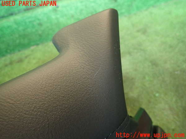 2UPJ-25647691]CX-5(KF2P)内装トリム類1 中古_m0003.jpg
