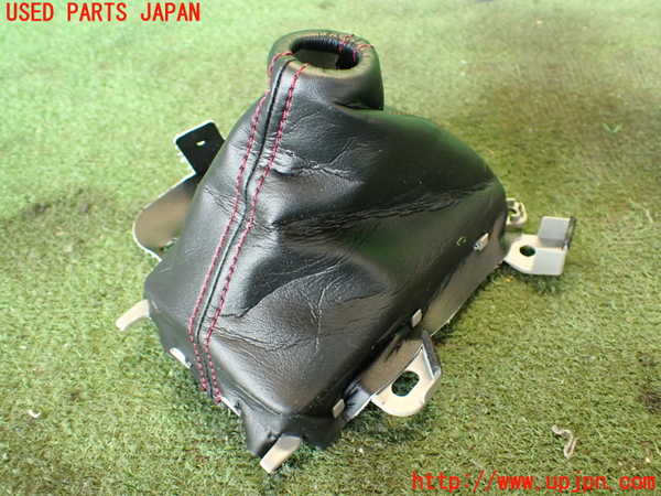 2UPJ-25647575]CX-5(KF2P)シフトブーツ 中古_m0002.jpg