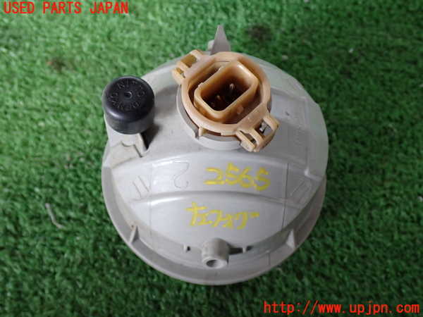2UPJ-25651182]ジープ・グランドチェロキー(WK57A)左フォグ 中古_m0002.jpg