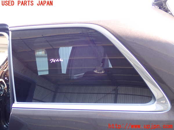2UPJ-25651382]ジープ・グランドチェロキー(WK57A)左クォーターガラス 中古(43R-000265 M513)_m0001.jpg