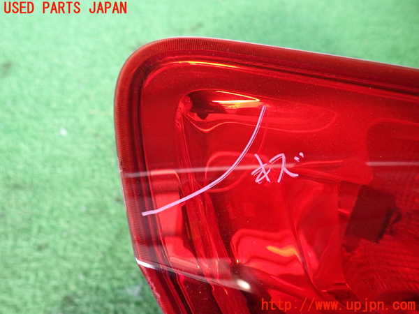 2UPJ-25651536]ジープ・グランドチェロキー(WK57A)左テールランプ 中古_m0002.jpg