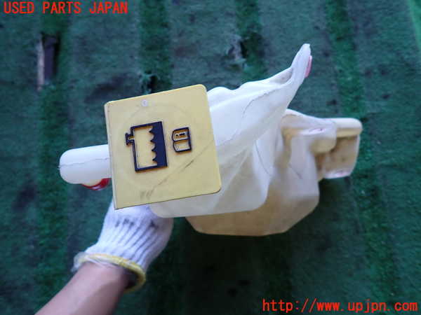 2UPJ-25652410]ジープ・グランドチェロキー(WK57A)ラジエータータンク 中古_m0001.jpg