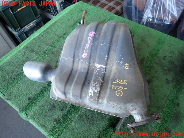 2UPJ-25652671]ジープ・グランドチェロキー(WK57A)リアマフラー1 中古_m0001.jpg