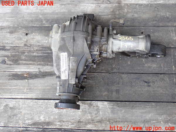 2UPJ-25654350]ジープ・グランドチェロキー(WK57A)フロントデフ 中古_m0001.jpg