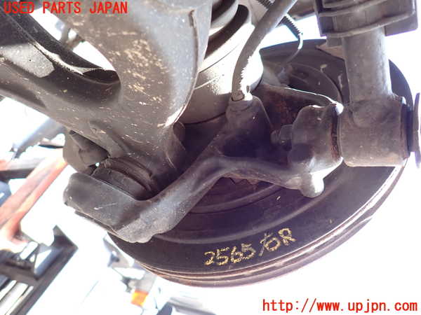 2UPJ-25654300]ジープ・グランドチェロキー(WK57A)右リアナックルハブ 中古_m0002.jpg