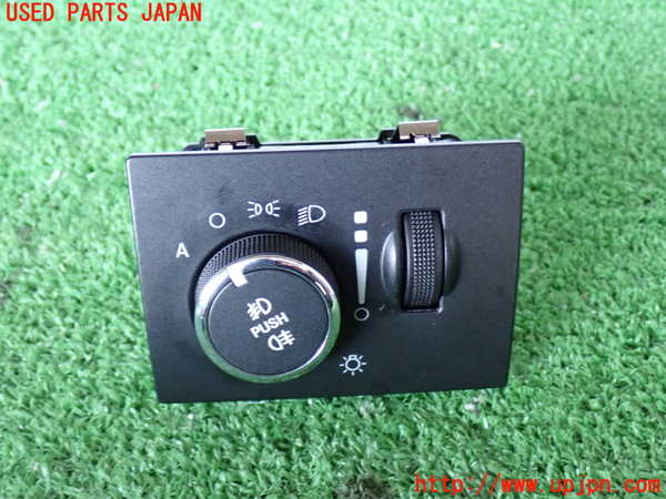 2UPJ-25656285]ジープ・グランドチェロキー(WK57A)ライトスイッチ 中古_m0001.jpg