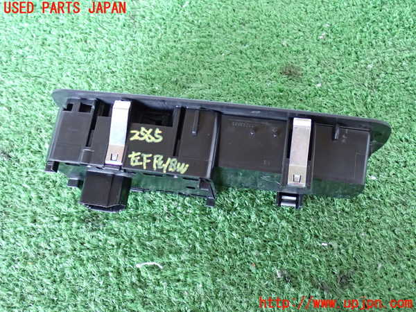 2UPJ-25656245]ジープ・グランドチェロキー(WK57A)左前パワーウィンドウスイッチ 中古_m0002.jpg