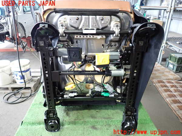2UPJ-25657065]ジープ・グランドチェロキー(WK57A)助手席シート 中古_m0005.jpg
