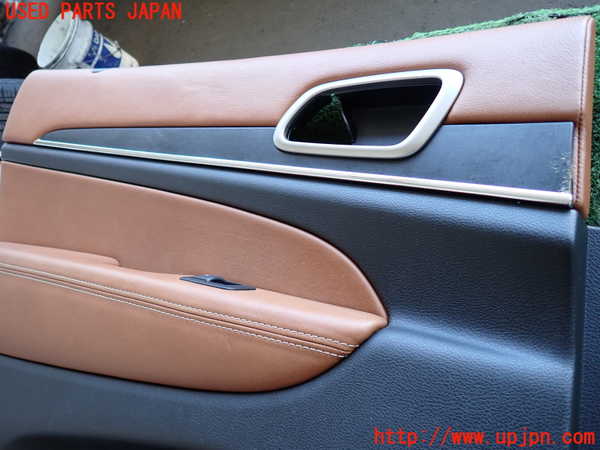 2UPJ-25651324]ジープ・グランドチェロキー(WK57A)左後ドア内張り 中古_m0002.jpg