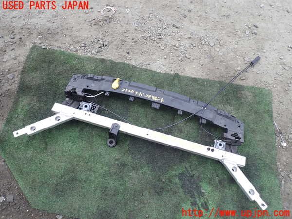 1UPJ-25661040]ボルボ・XC90(LB420TXCM)アッパーコアサポート 中古_m0002.jpg