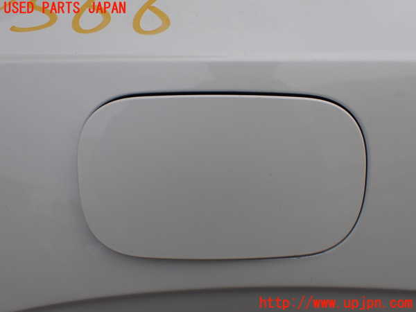 5UPJ-25661690]ボルボ・XC90(LB420TXCM)フューエルリッド 中古_m0001.jpg