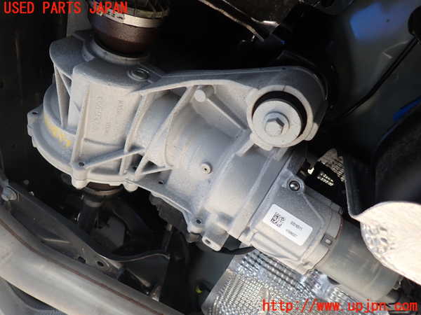 5UPJ-25664355]ボルボ・XC90(LB420TXCM)リアデフ 中古_m0001.jpg