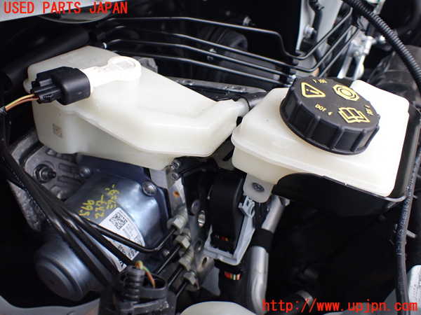 5UPJ-25664050]ボルボ・XC90(LB420TXCM)ブレーキマスターシリンダー 中古_m0001.jpg