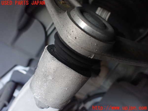 1UPJ-25665136]ボルボ・XC90(LB420TXCM)左フロントアッパーアーム1 中古_m0002.jpg